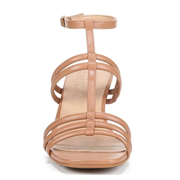 New With Box NATURALIZER Starla Strappy Sandal - Picture 3 of 10
